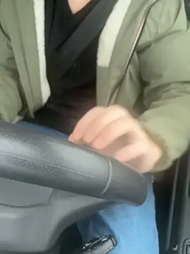 agitnizci13 online show from 02-12-26, 10:54