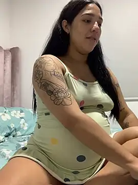 Snapshot of Amandanauty chatting on 02-09-25, 05:11 Amandanauty online show from 02-09-25, 05:11