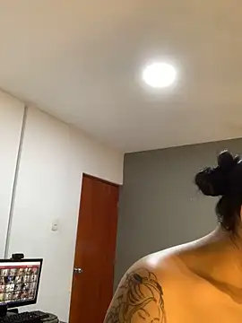 Snapshot of Amandanauty chatting on 11-05-25, 07:14 Amandanauty online show from 11-05-25, 07:14