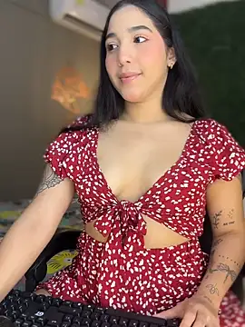 Snapshot of Amandanauty chatting on 11-25-25, 05:51 Amandanauty online show from 11-25-25, 05:51