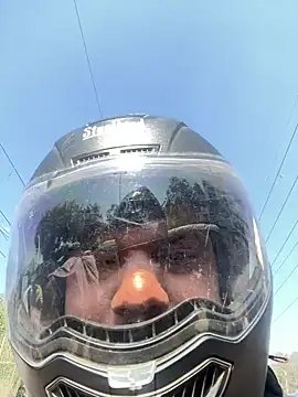 Snapshot of Bareilly_Boy1 chatting on 02-08-25, 06:54 Bareilly Boy1 online show from 02-08-25, 06:54