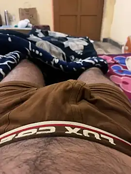 Snapshot of Bareilly_Boy1 chatting on 02-09-25, 04:46 Bareilly Boy1 online show from 02-09-25, 04:46