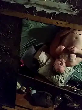 Snapshot of Kevinmc1d chatting on 10-11-25, 08:35 Kevinmc1d online show from 10-11-25, 08:35