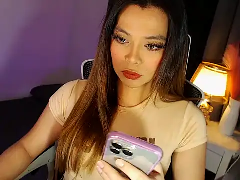 MajesticKitana online show from 03-17-26, 04:39