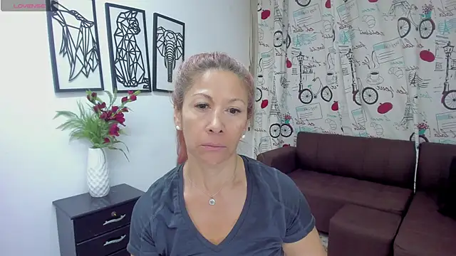 cintiagreyx online show from 02-26-25, 11:30