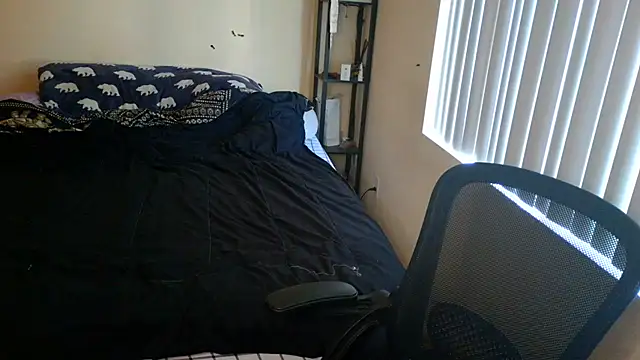 alexiajames99 online show from 05-27-26, 11:13