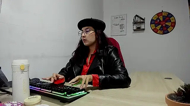 Scarlett Sen online show from 01-22-25, 01:53