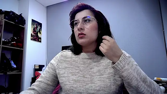 Snapshot of Scarlett_Sen chatting on 04-22-26, 02:40 Scarlett Sen online show from 04-22-26, 02:40
