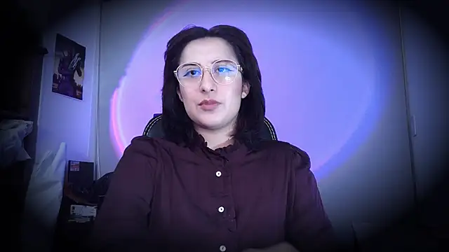 Snapshot of Scarlett_Sen chatting on 05-26-26, 02:13 Scarlett Sen online show from 05-26-26, 02:13
