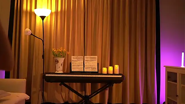 Your Nicolett online show from 03-16-26, 05:44