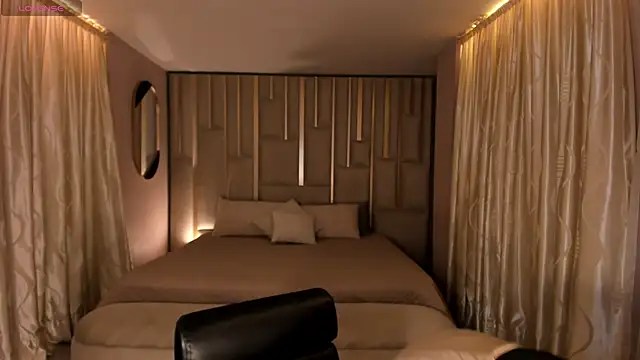 Snapshot of NickyLawson chatting on 11-14-25, 09:24 NickyLawson online show from 11-14-25, 09:24