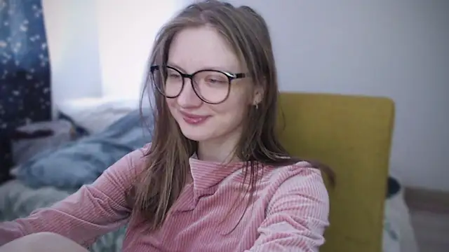 Snapshot of mollytuck chatting on 02-08-25, 09:24 mollytuck online show from 02-08-25, 09:24