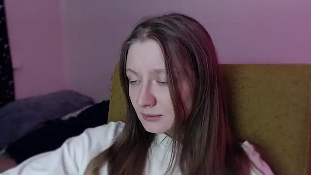 Snapshot of mollytuck chatting on 02-28-25, 02:42 mollytuck online show from 02-28-25, 02:42