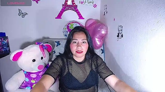 Snapshot of hanna_girl21 chatting on 02-14-25, 04:26 hanna girl21 online show from 02-14-25, 04:26