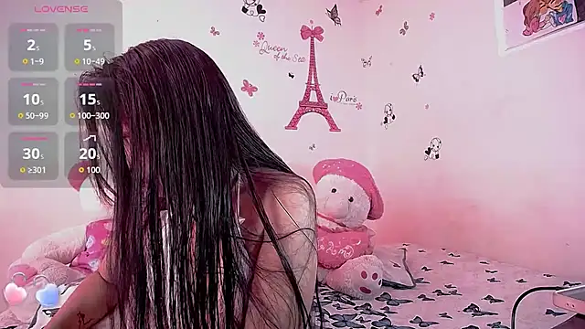 Snapshot of hanna_girl21 chatting on 10-07-25, 09:12 hanna girl21 online show from 10-07-25, 09:12