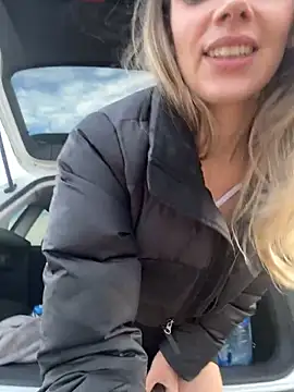 Snapshot of HopeHeaven chatting on 01-07-25, 04:16 HopeHeaven online show from 01-07-25, 04:16