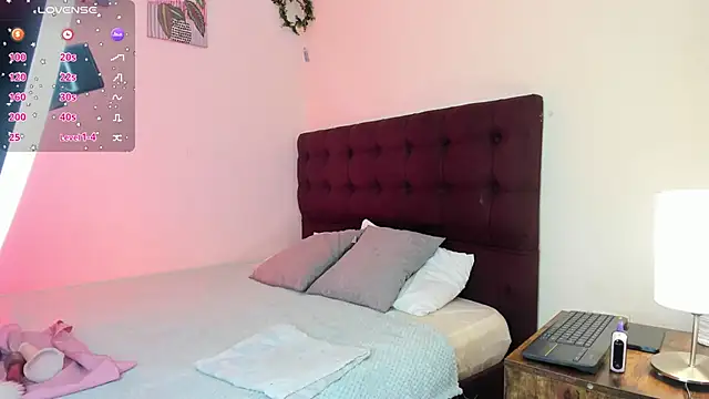 Athompzon online show from 12-19-25, 07:21