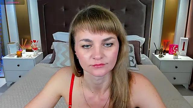 annasimonsj online show from 03-15-26, 01:00