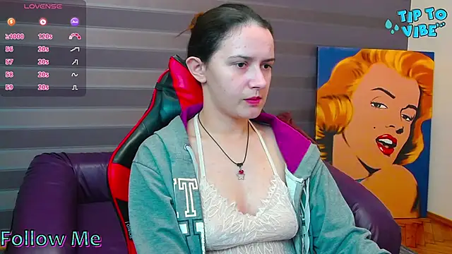 Snapshot of iris_nikhols chatting on 11-03-25, 10:32 iris nikhols online show from 11-03-25, 10:32