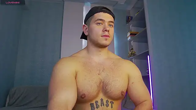 Snapshot of Arilas_ chatting on 02-15-25, 11:17 Arilas online show from 02-15-25, 11:17