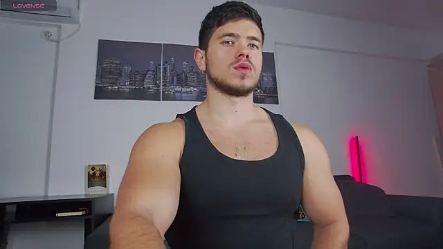 Snapshot of Arilas_ chatting on 11-13-25, 07:29 Arilas online show from 11-13-25, 07:29