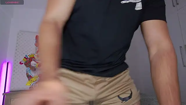 Arilas  online show from 02-15-26, 08:13