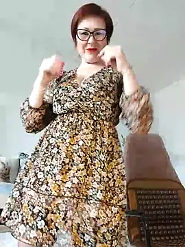 Snapshot of Fire_Night chatting on 09-30-25, 07:46 Fire Night online show from 09-30-25, 07:46