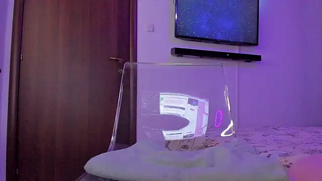 Snapshot of Bri4anna chatting on 01-27-25, 09:55 Bri4anna online show from 01-27-25, 09:55