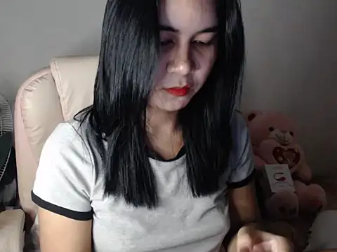 TransPetite1 online show from 11-29-25, 03:26