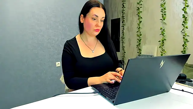 WorshipLilit online show from 04-04-26, 07:33