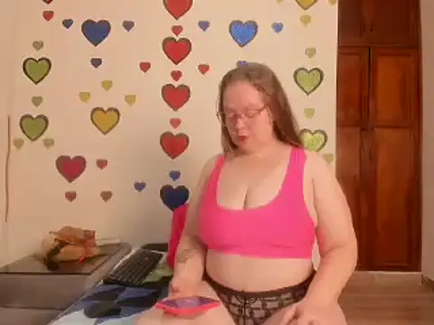 Snapshot of BarbaraFight chatting on 02-07-25, 11:45 BarbaraFight online show from 02-07-25, 11:45