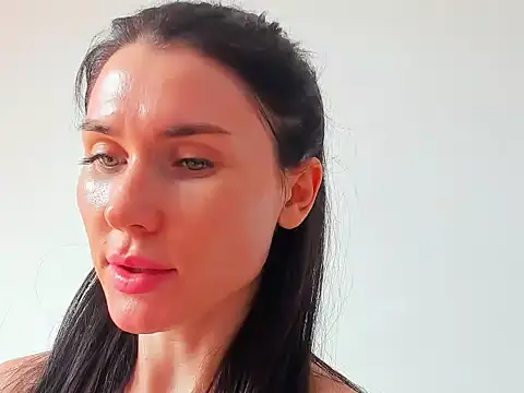 Snapshot of Cameron_diazz chatting on 01-14-26, 02:33 Cameron diazz online show from 01-14-26, 02:33