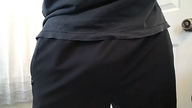 Snapshot of proseccopapi23 chatting on 02-15-25, 04:01 proseccopapi23 online show from 02-15-25, 04:01