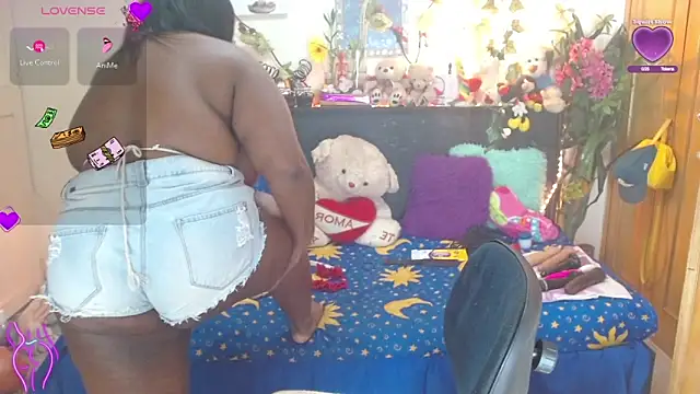 Snapshot of anai_valentinex chatting on 12-12-24, 08:21 anai valentinex online show from 12-12-24, 08:21