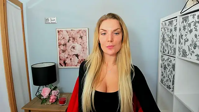 AulloraHoney online show from 02-14-25, 06:40