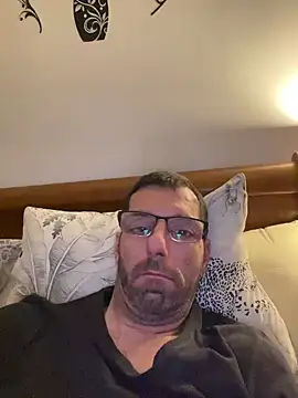 steph19x5 online show from 01-13-25, 09:42