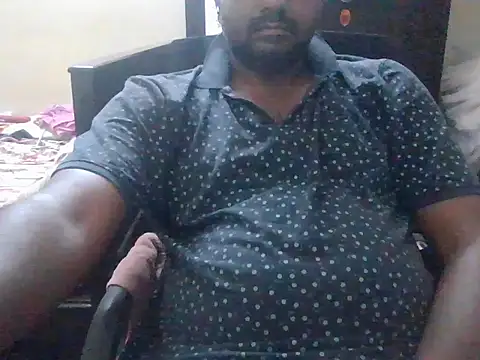 Snapshot of rajkumar147 chatting on 07-27-26, 11:34 rajkumar147 online show from 07-27-26, 11:34