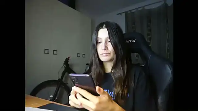 Snapshot of GodlyTheia chatting on 12-06-24, 06:06 GodlyTheia online show from 12-06-24, 06:06