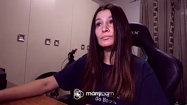 Snapshot of GodlyTheia chatting on 01-16-25, 05:23 GodlyTheia online show from 01-16-25, 05:23