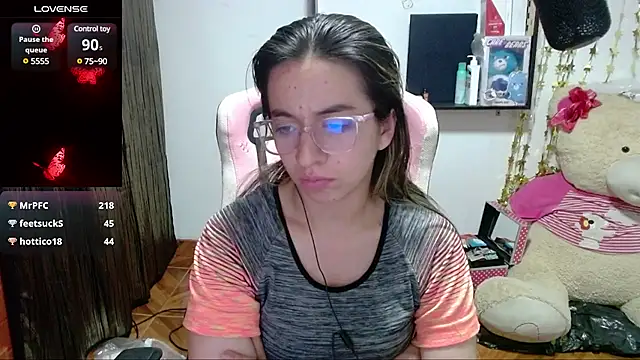 Maggie Fox3 online show from 03-16-25, 05:36