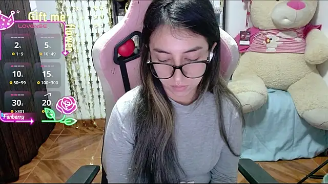 Maggie Fox3 online show from 09-27-25, 02:49