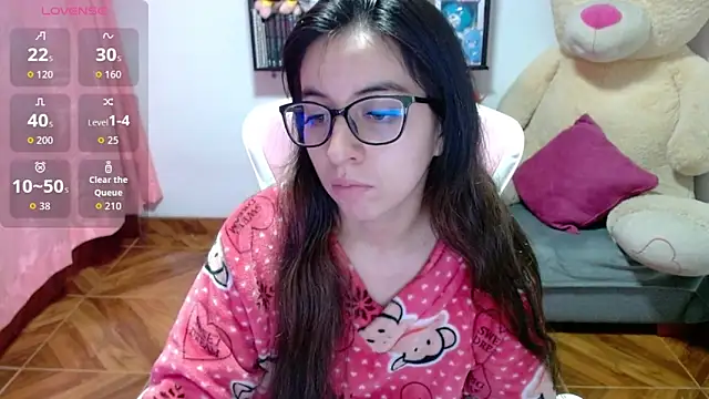 Maggie Fox3 online show from 02-15-26, 01:35