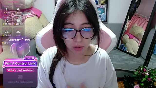 Maggie Fox3 online show from 03-06-26, 01:24