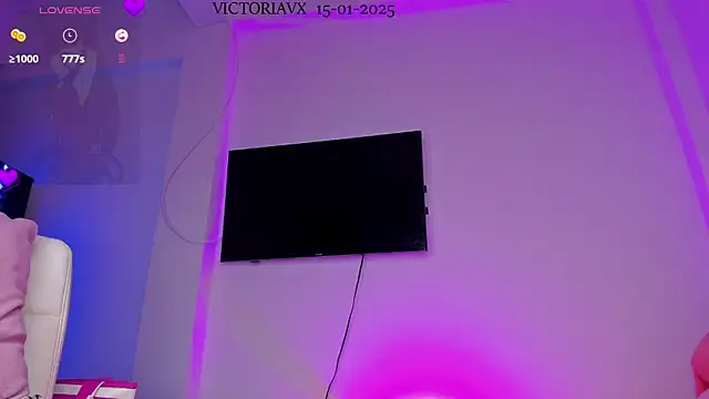 VictoriaVX online show from 01-16-25, 04:17