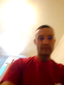 Snapshot of enricso chatting on 04-04-26, 01:19 enricso online show from 04-04-26, 01:19