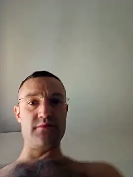 Snapshot of enricso chatting on 04-26-26, 12:58 enricso online show from 04-26-26, 12:58