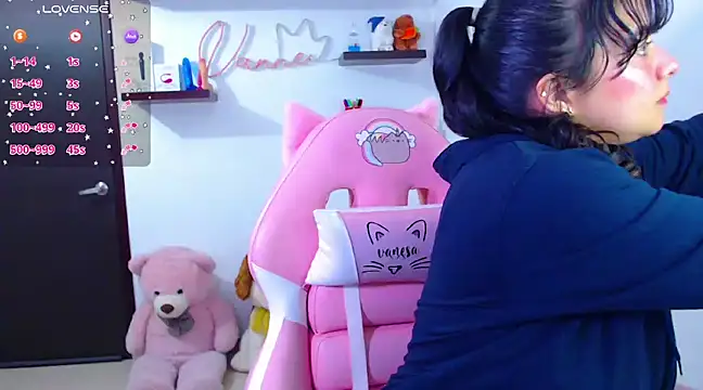 Vannessa  Shy online show from 03-06-25, 08:48