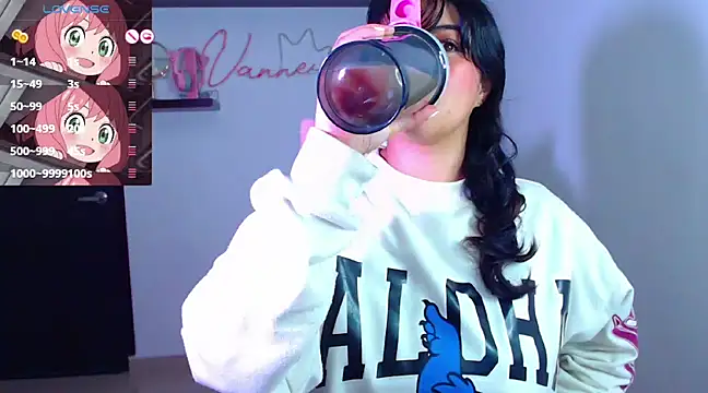 Vannessa  Shy online show from 03-17-25, 09:23