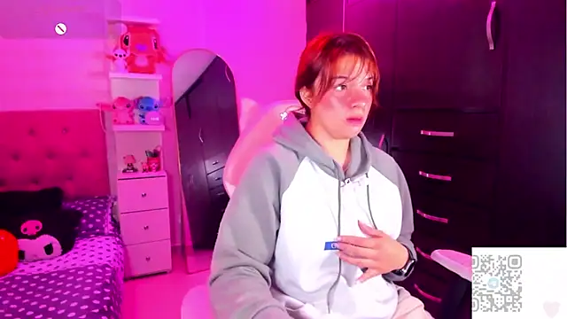 Vannessa  Shy online show from 03-05-26, 04:14