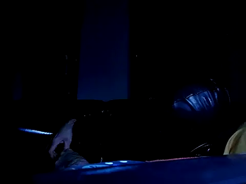 Snapshot of Crystalbitchx chatting on 09-30-25, 11:10 Crystalbitchx online show from 09-30-25, 11:10